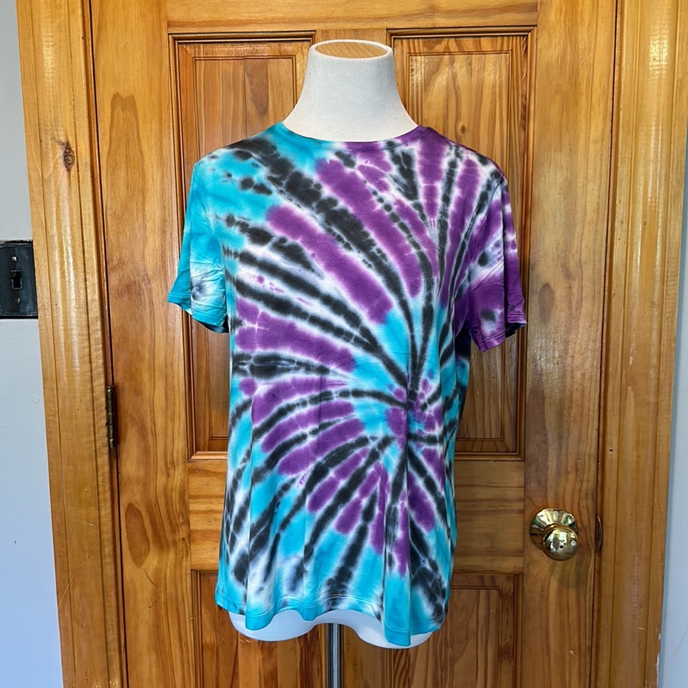 Tye dye t-shirt - Picture 3 of 7